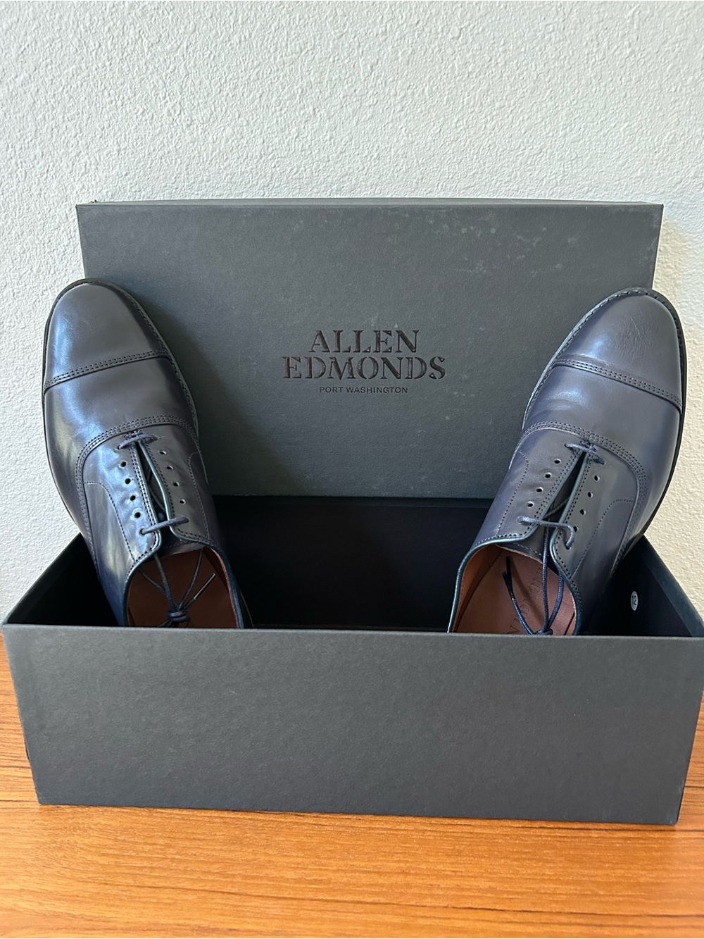 Park Avenue Navy Blue Luxury Men’s Dress Work Leather Cap Toe Oxford (Size 8)